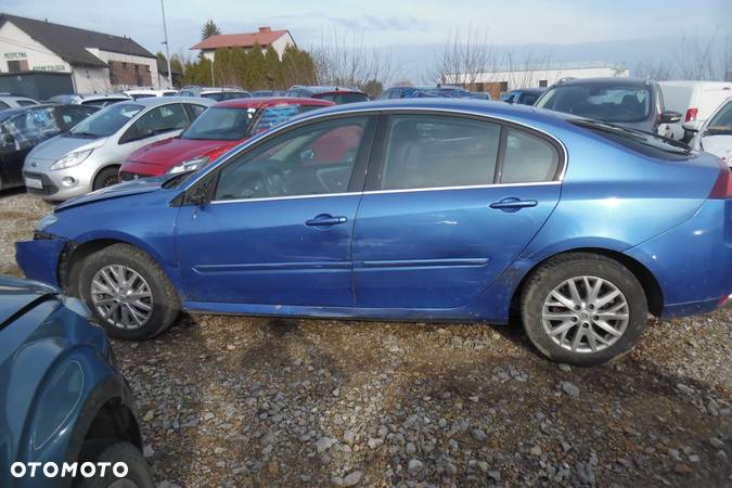 Renault Laguna dCi 110 FAP EDC Limited - 21