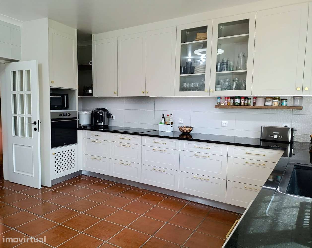 Moradia T5+T1 - Grande imagem: 5/17