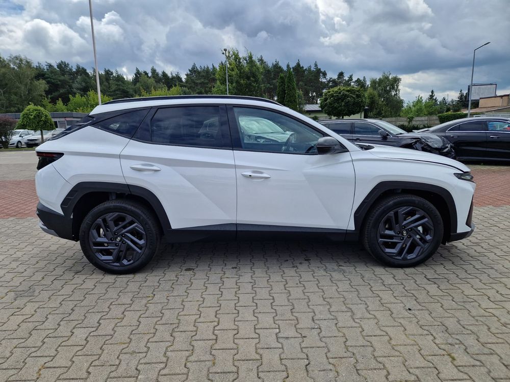 Hyundai Tucson IV (2020-) 1.6 T-GDi Smart Black 2WD DCT 2026