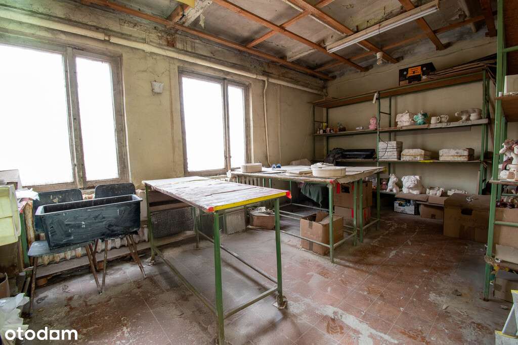 Na sprzedaż budynek usługowo- produkcyjny.-6