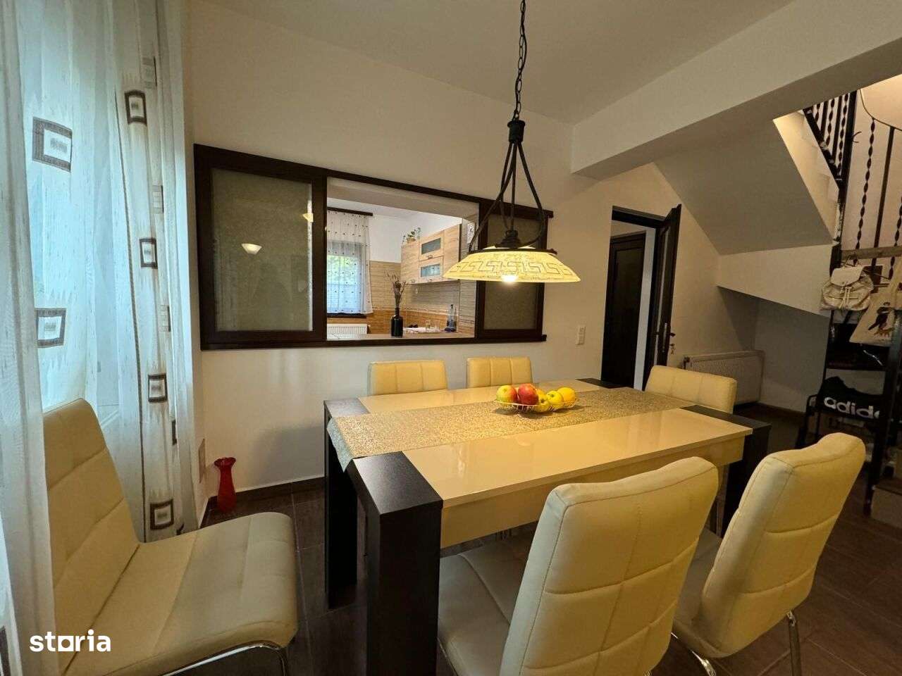 Vila Individuala 7 Camere 4 Locuri Parcare-1