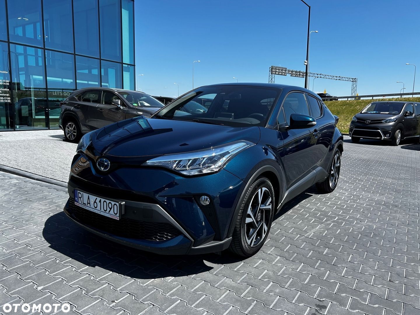 Toyota C-HR - 1