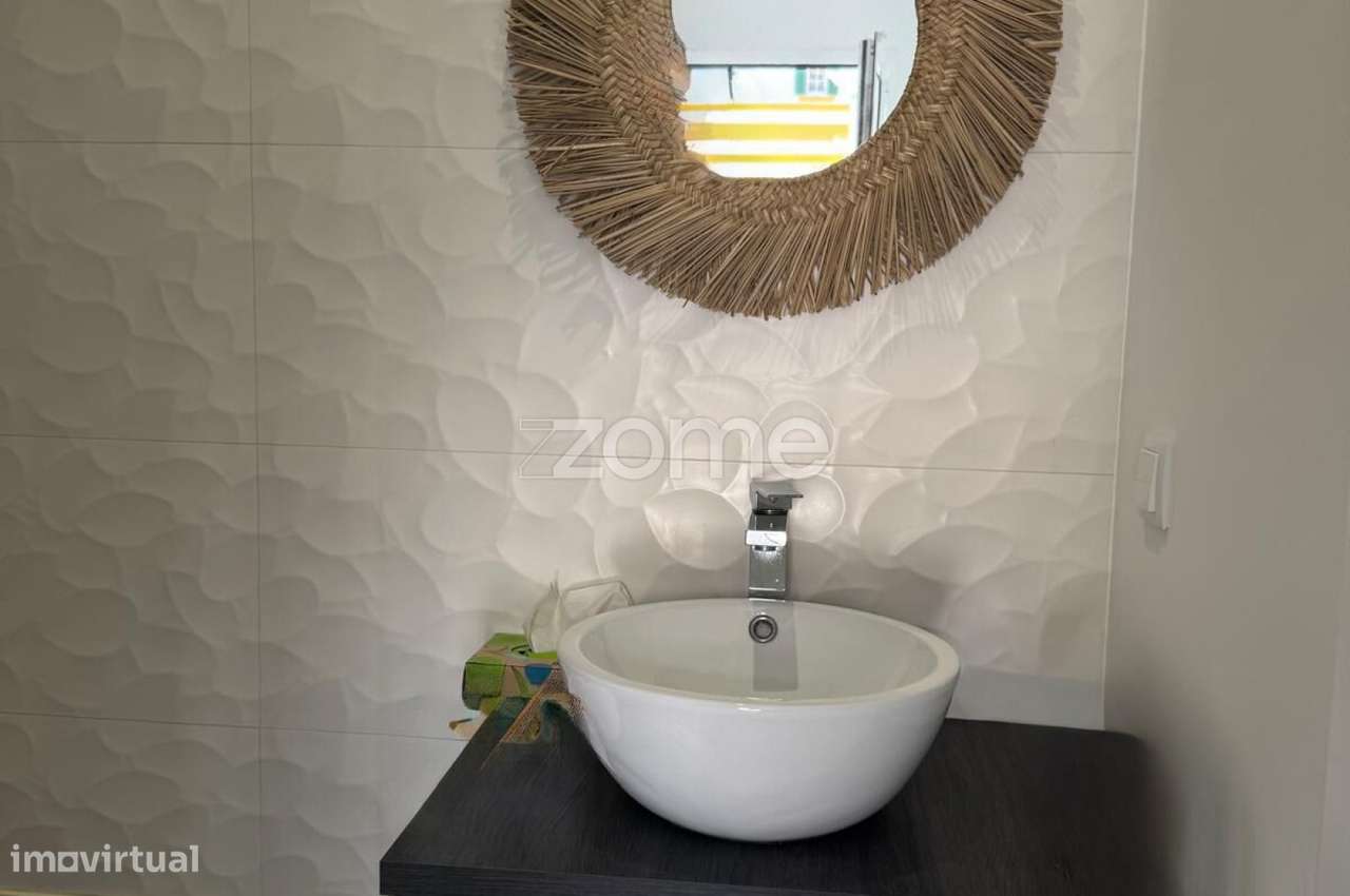 Moradia T4 com 2 Suites-13
