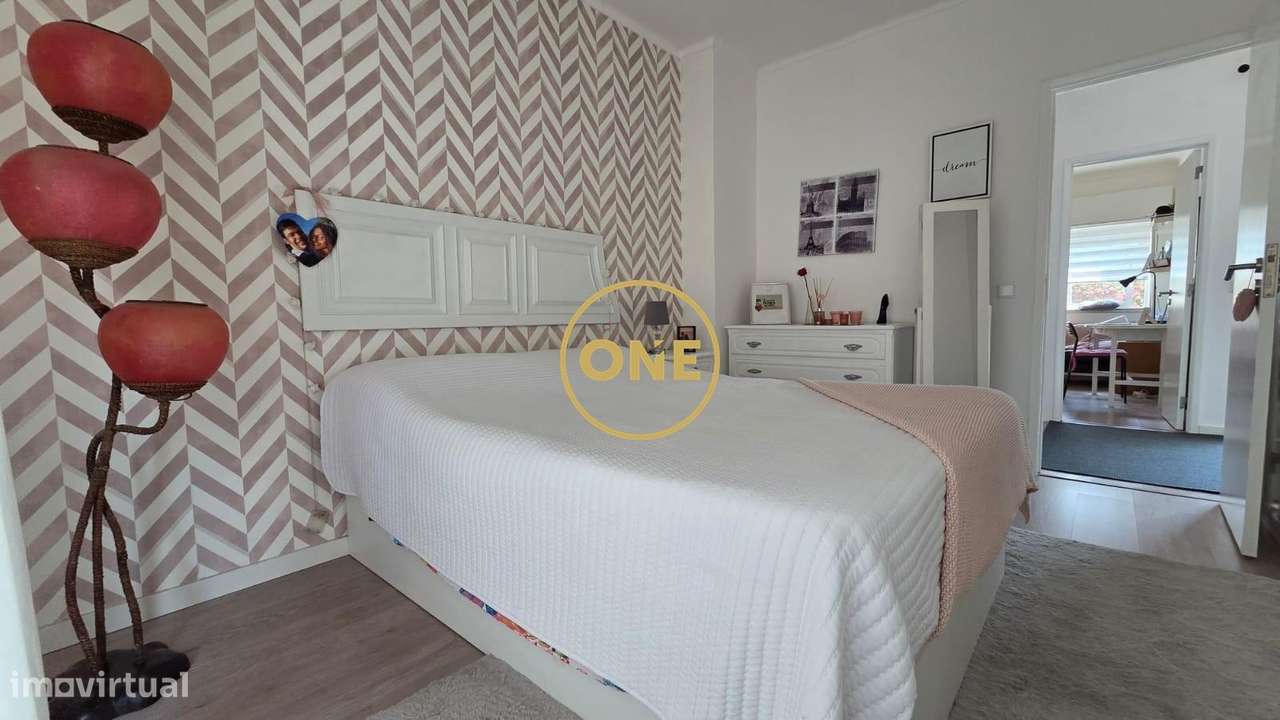 Moradia T4 Alto Moinho Remodelada - Grande imagem: 4/48