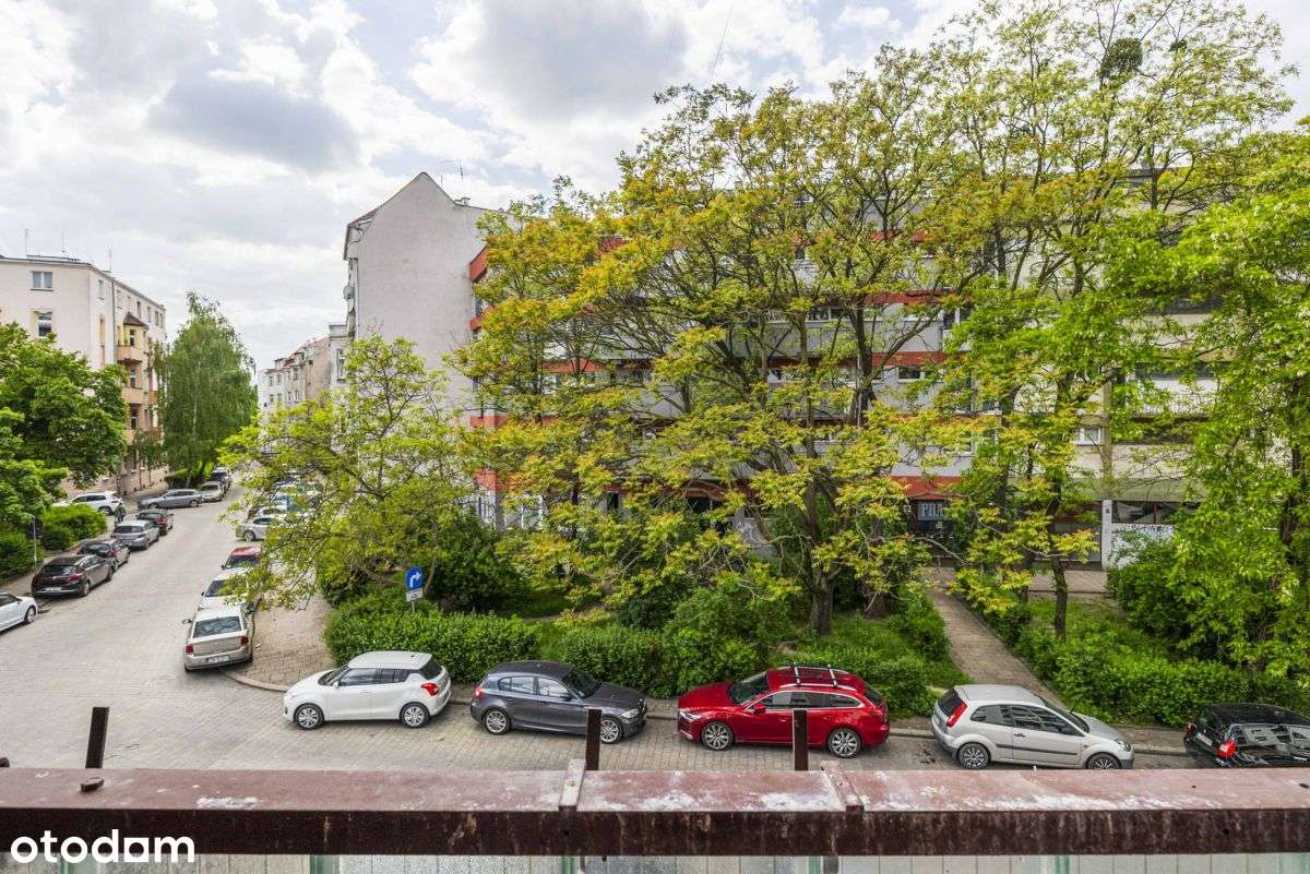 okolice Sky Tower- ulica Żelazna - Pełny obrazek: 5/15