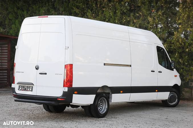 Mercedes-Benz Sprinter - 3