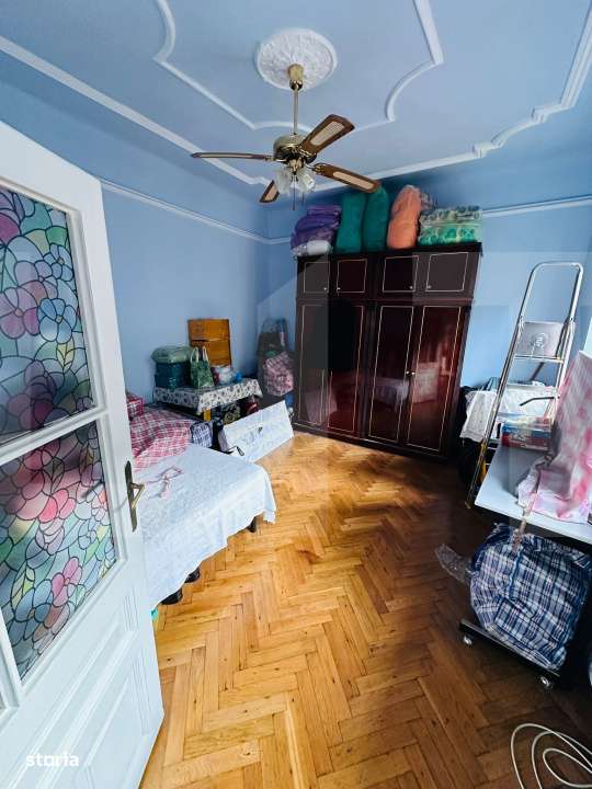 Casa in Arad, strada Andrei Saguna, cartier Parneava - Imagine principală: 3/14