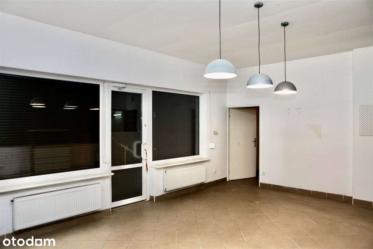 Dwa budynki. Mieszkalny i produkcyjno - magazynowy.-3