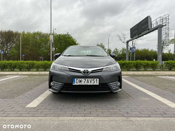 Toyota Corolla 1.6 Comfort - 10