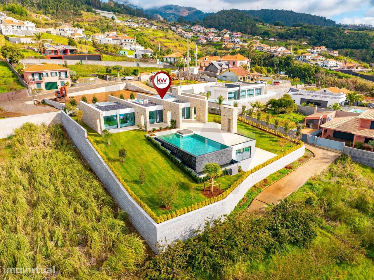 Moradia Térrea, T3 Totalmente Mobilada e equipada! Piscina, solário co - Grande imagem: 4/60