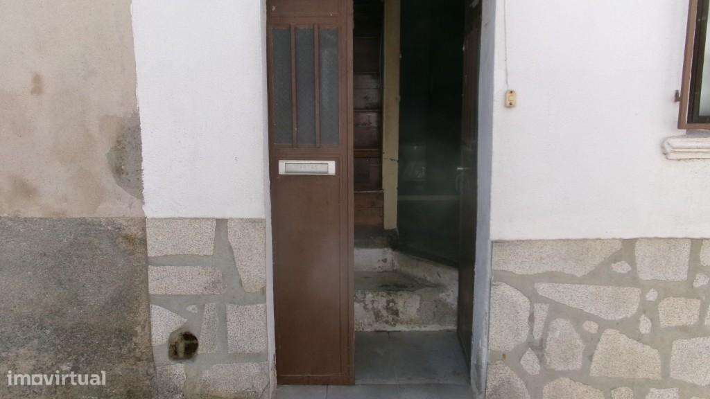 Moradia unifamiliar de 2 pisos em Aranhas, Penamacor - Grande imagem: 4/12