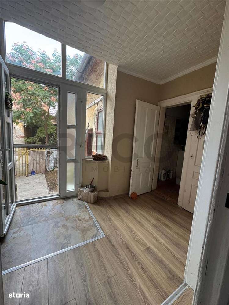 RECO Casa în zona ultracentrala - Imagine principală: 2/7