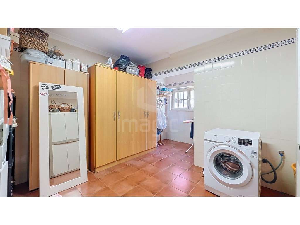 Moradia T4 isolada, usada, Encarnação - Mafra-39