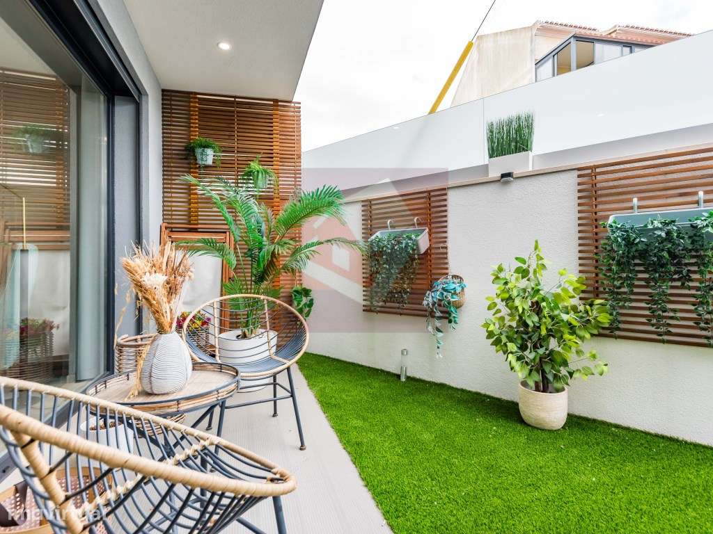 Apartamento T2 mobilado em Casal de Cambra-44
