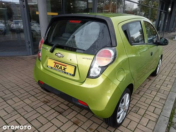 Chevrolet Spark - 4