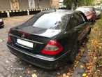 Dezmembrez Mercedes Benz W211 E320 cdi facelift negru 2006 - 3