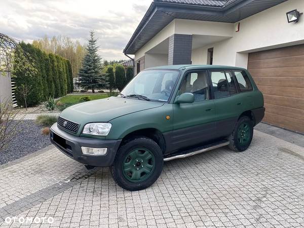 Toyota RAV4 2.0 GLi - 3