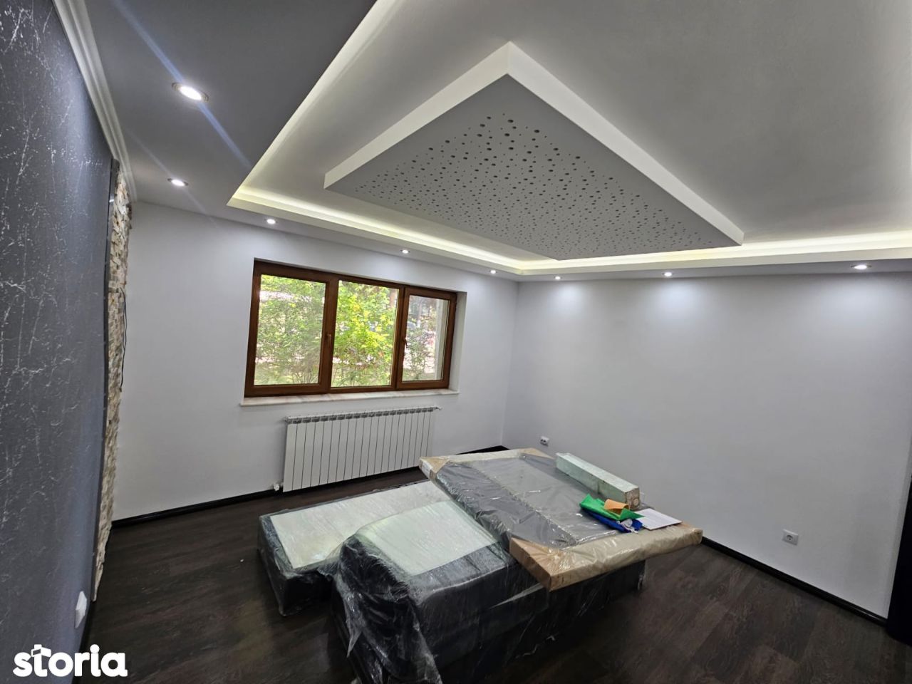 Apartament 3 camere decomandat -renovat complet- zona N.Balcescu