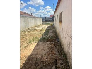 Terreno para Construção com 2 Armazéns - Grande imagem: 4/12
