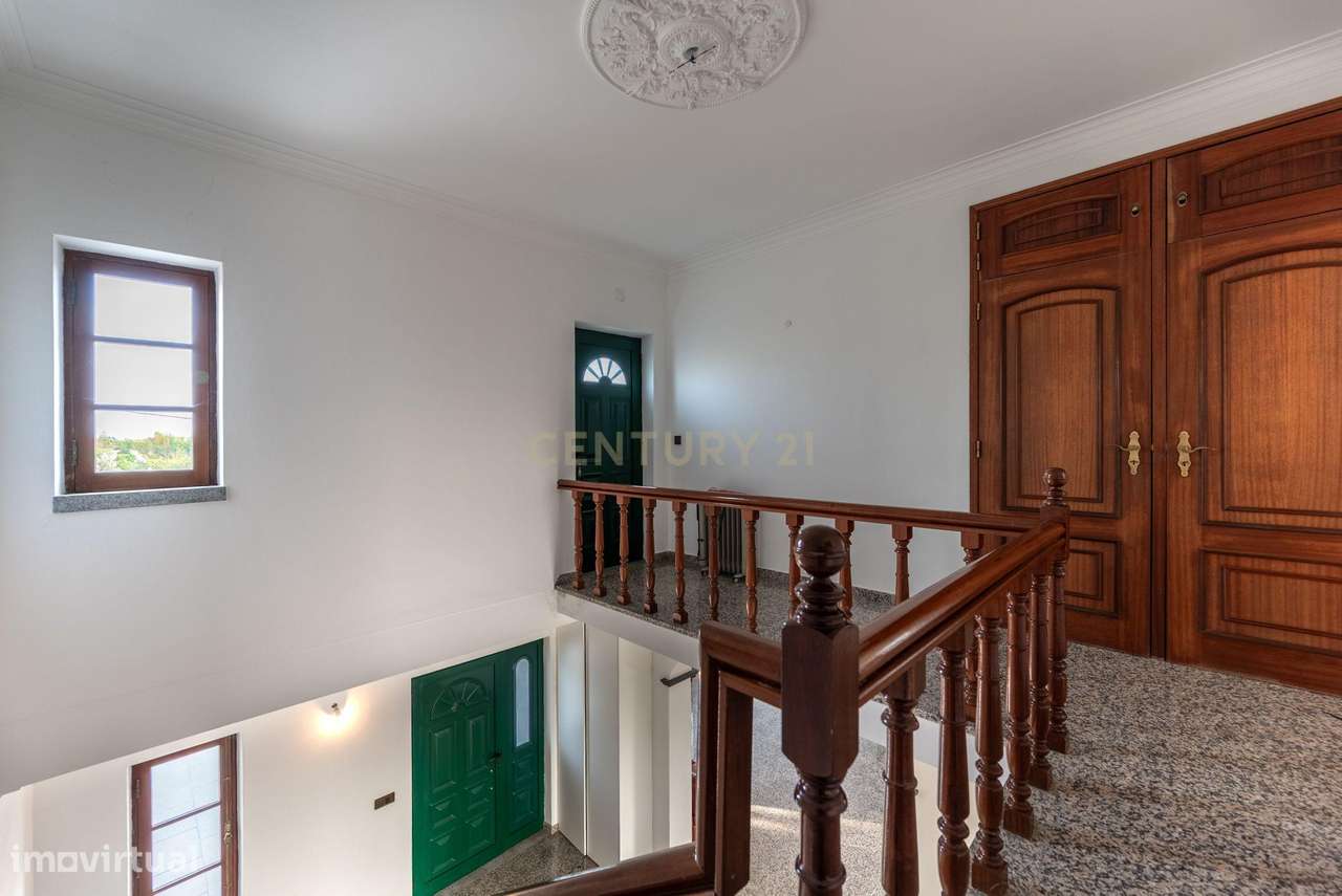 Moradia T4 em Évora-25