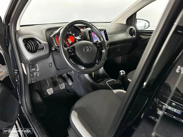 Toyota Aygo 1.0 X-Play - 11