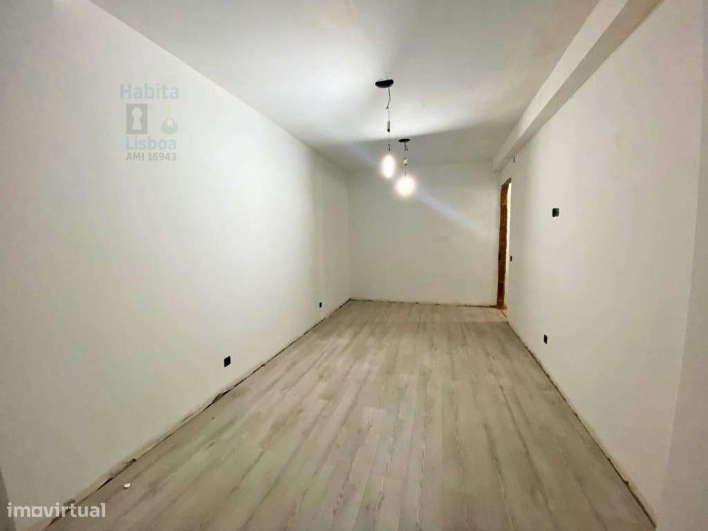 T4 Remodelado no Laranjeiro: Modernidade e Centralidade-17