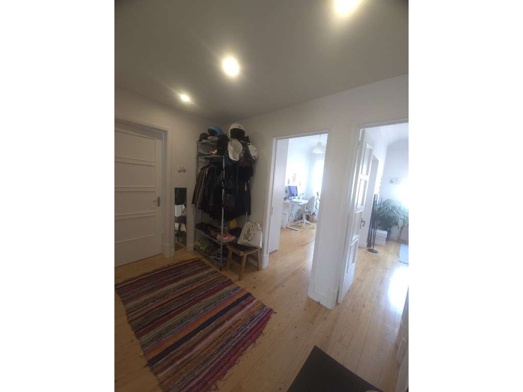 Apartamento T3 em Campo de Ourique-11