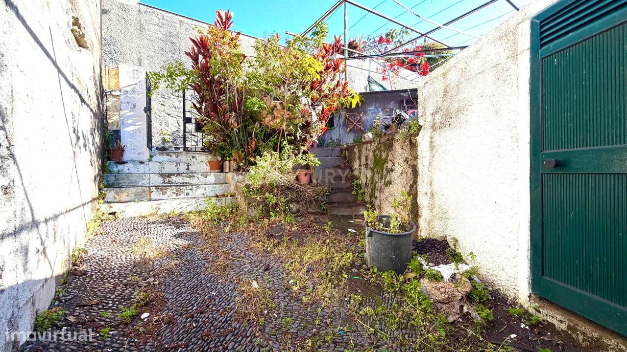 Moradia T3 para Recuperar | Excelente Oportunidade de Investimento | F - Grande imagem: 2/17