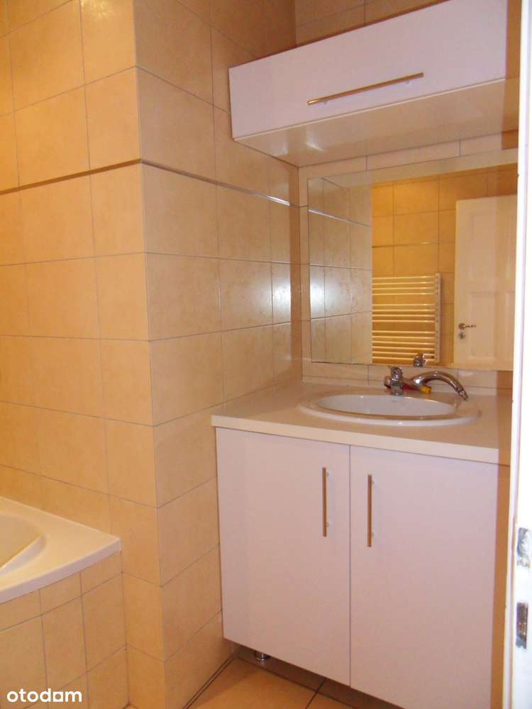 Do sprzedania mieszkanie o pow. 68 m kw. w centrum.-7