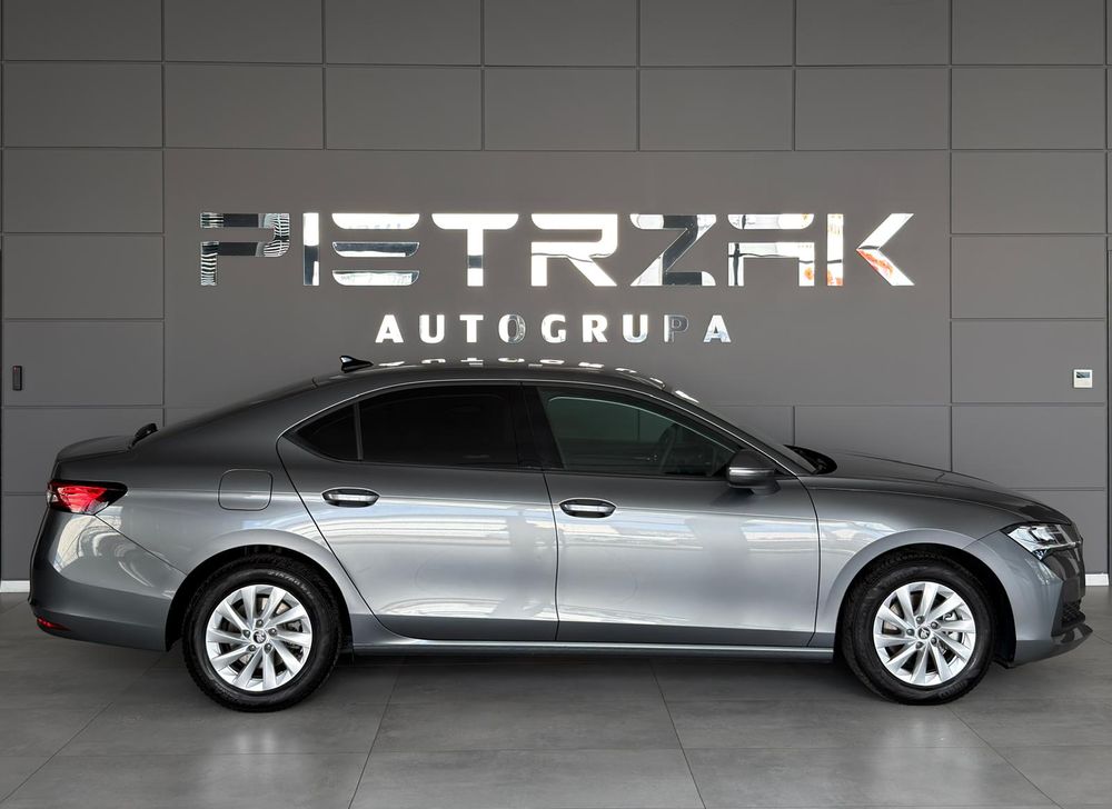 Skoda Superb Essence DSG Salon Polska FV235