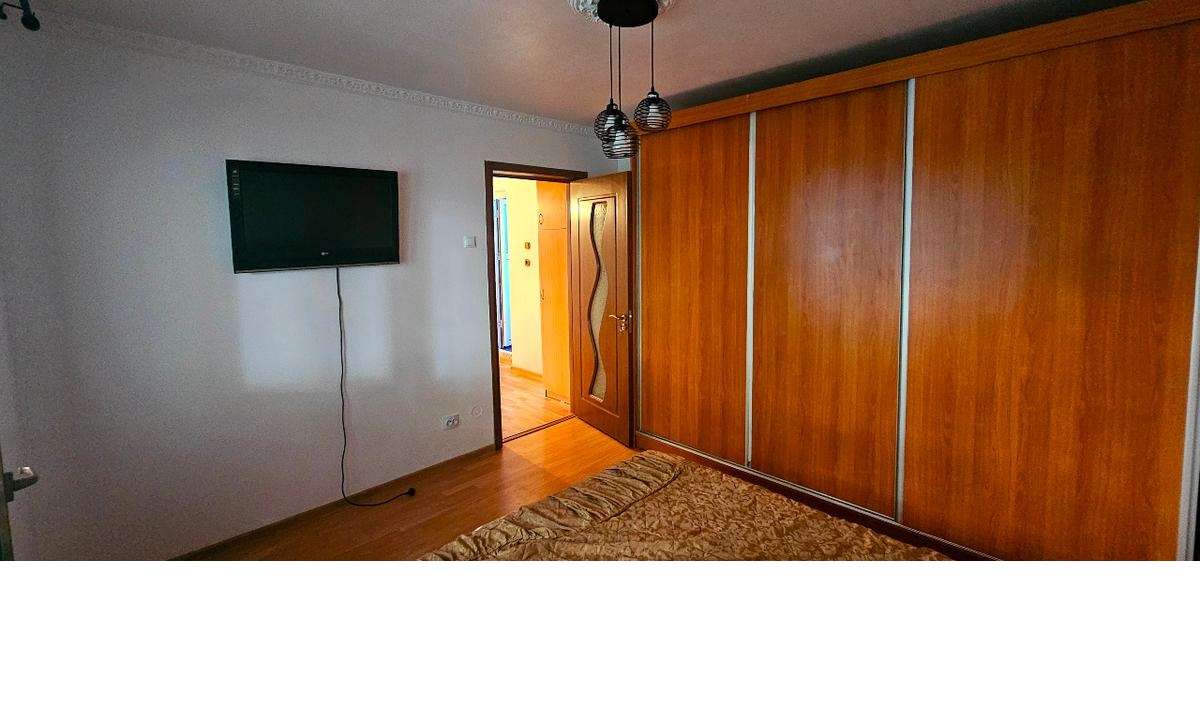 Apartament 3 camere decomandate zona Inel 2-5
