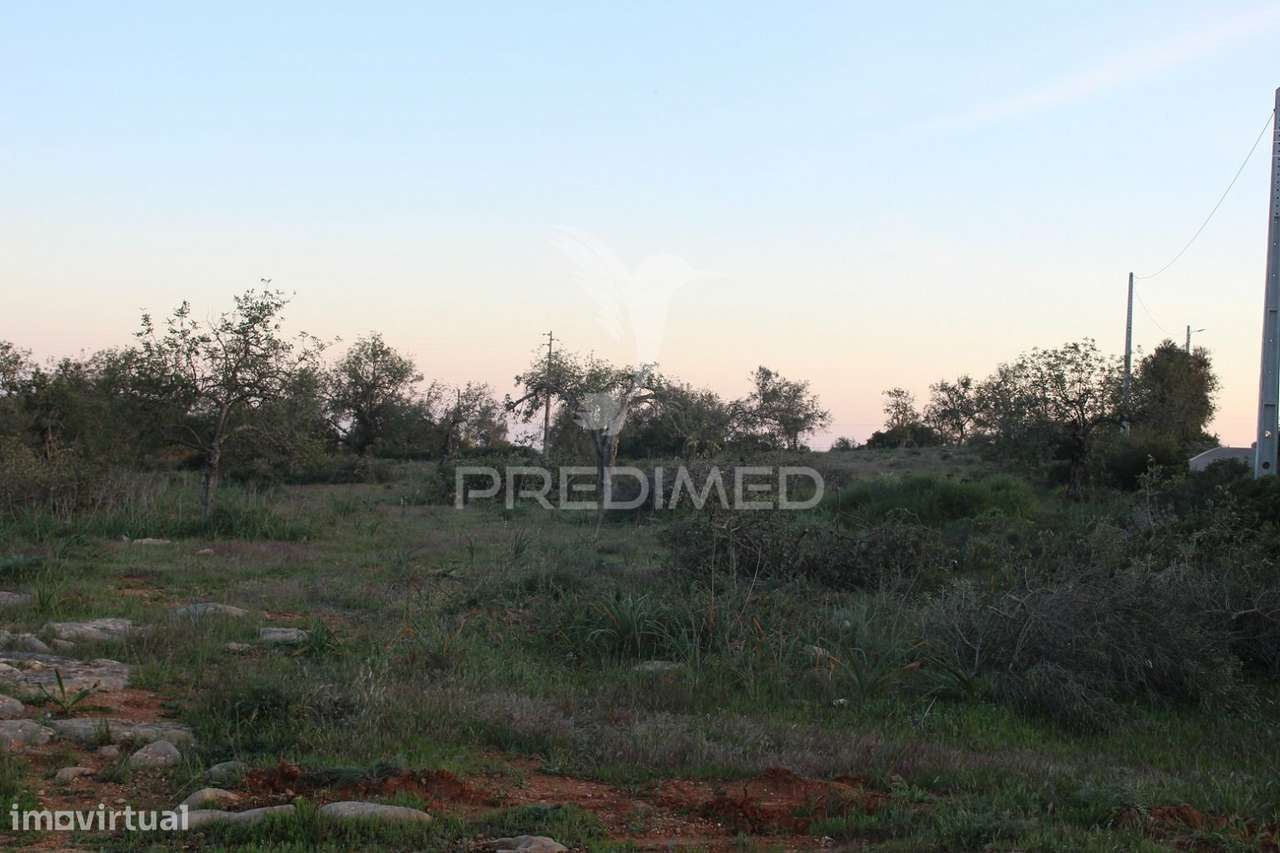 Vende-se terreno rústico em Paderne (Albufeira) - Grande imagem: 3/3