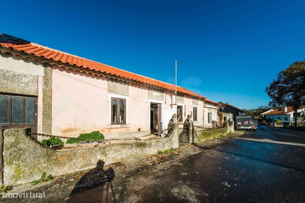 Moradia Térrea T2+1 c/ 2 casas de banho e logradouro-27
