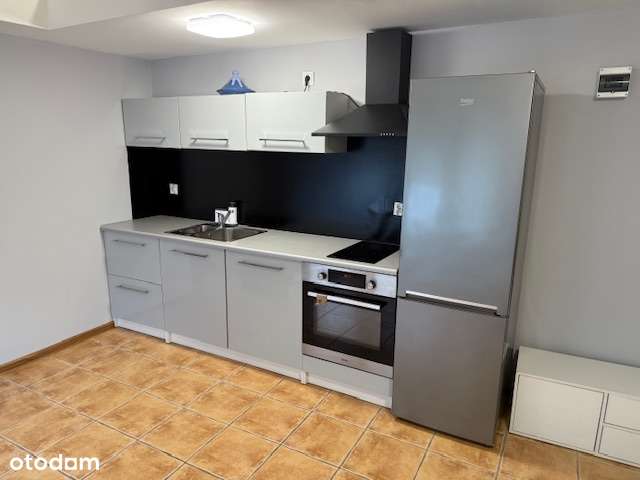 Stylowy apartament z balkonem - ciche centrum, wysoki standard