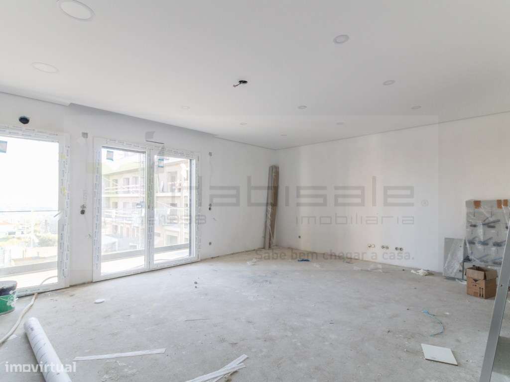 Apartamento T3 com varanda e barbecue | Paradela, Santo António dos... - Grande imagem: 4/16