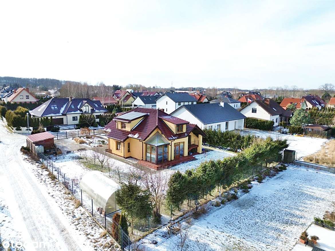 Dom na lata - wygodny i ekonomiczny | 2012r. | Mścice ul. Akacjowa - Pełny obrazek: 2/20