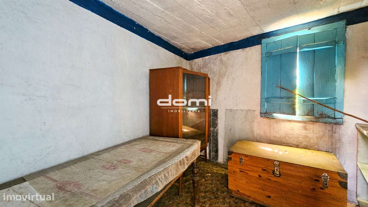 Propriedade com duas Moradias para Reabilitar – Ervilhal, Sul -São Ped-16