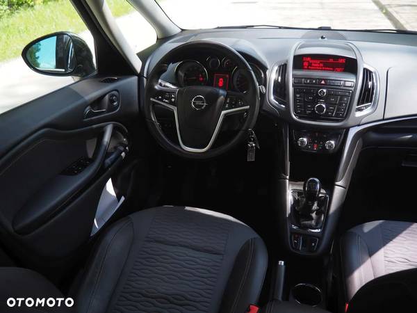 Opel Zafira Tourer 1.6 SIDI Turbo ecoFLEX Start/Stop Sport - 6