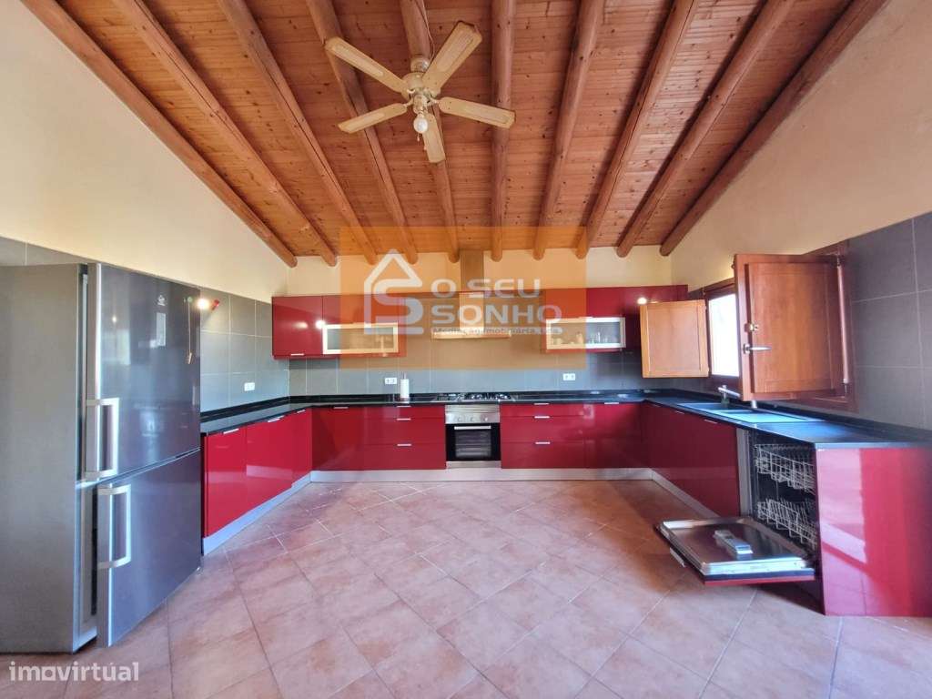 Moradia T2 com Piscina - Grande imagem: 4/29