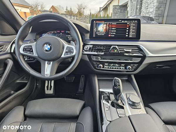 BMW Seria 5 520d mHEV M Sport sport - 30