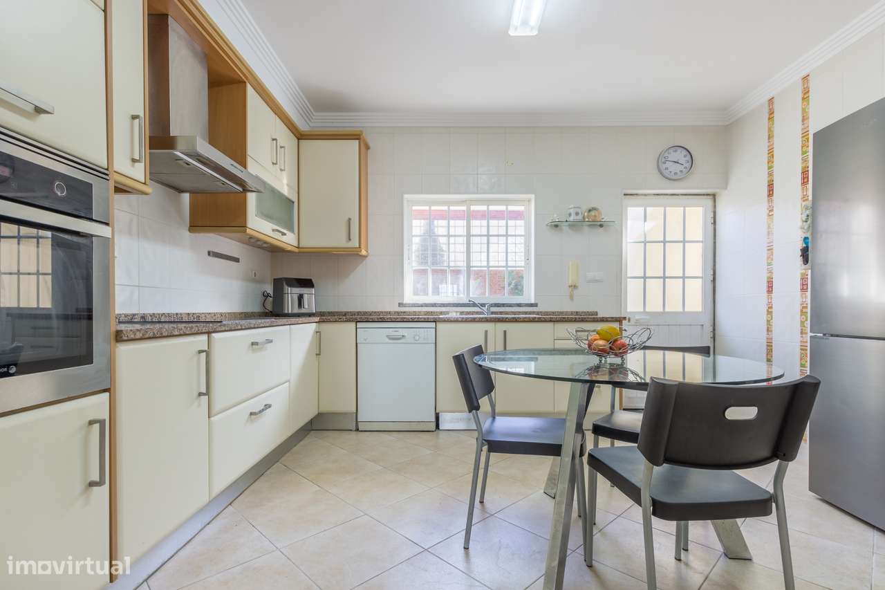 Moradia Geminada T3 - Quinta do Conde-3