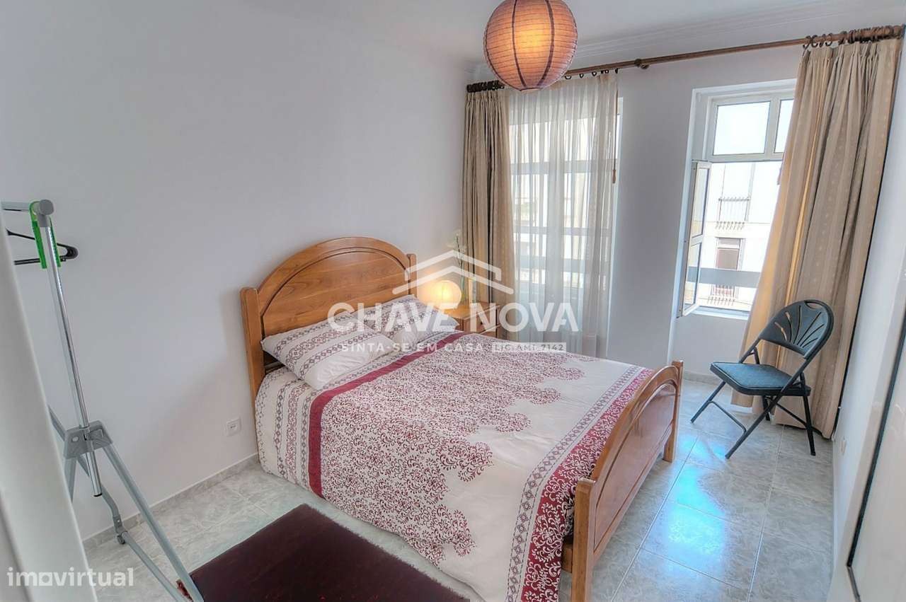 Prédio Habitacional T6 no Centro do Porto - Grande imagem: 4/9