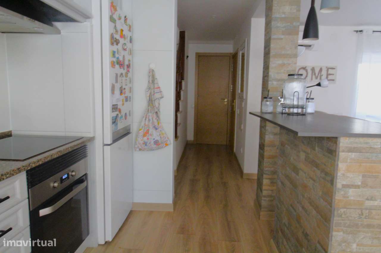 Moradia, 71 m², Algueirão-Mem Martins-11
