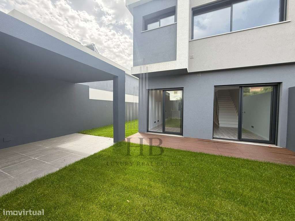 Moradia T3 com Jardim em Bicesse | Cascais-17