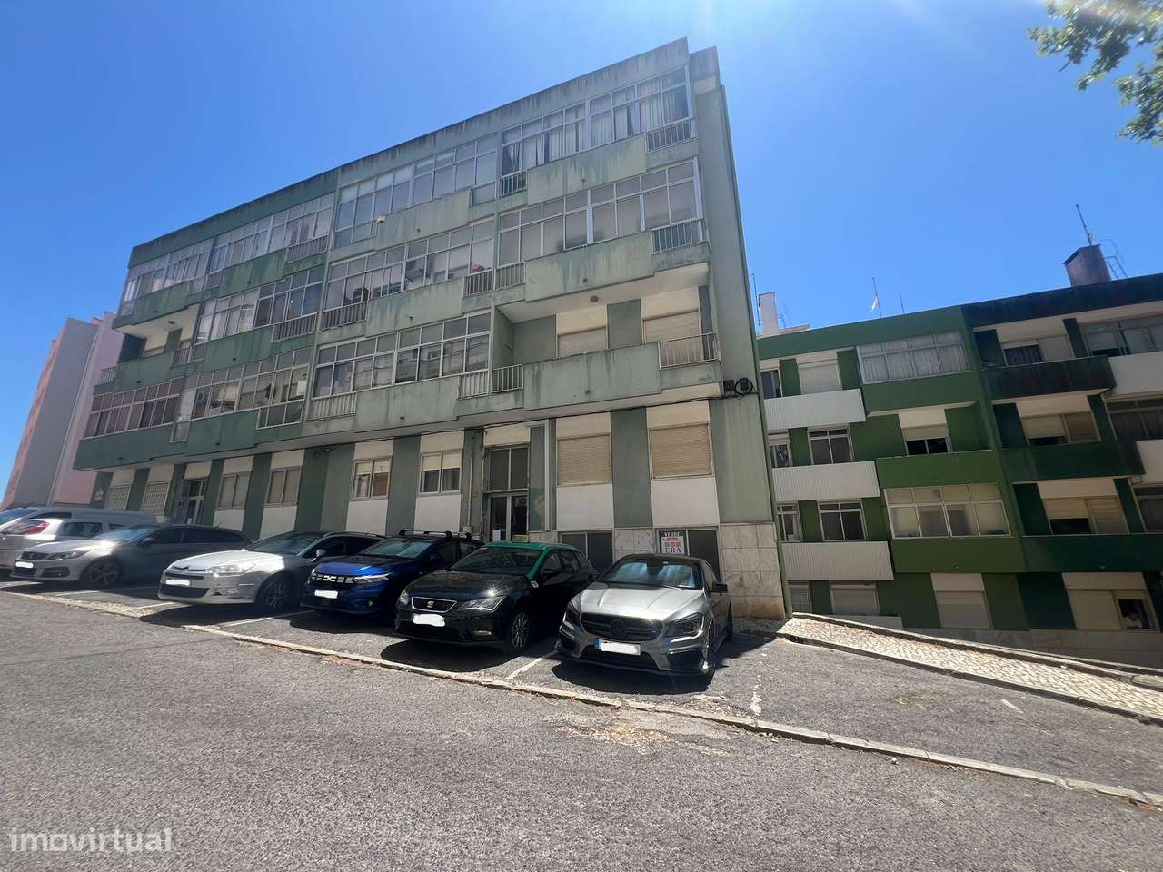 Loja/Armazem no Cacém-8