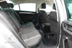 Volkswagen Passat 1.8 TSI BMT Comfortline - 27