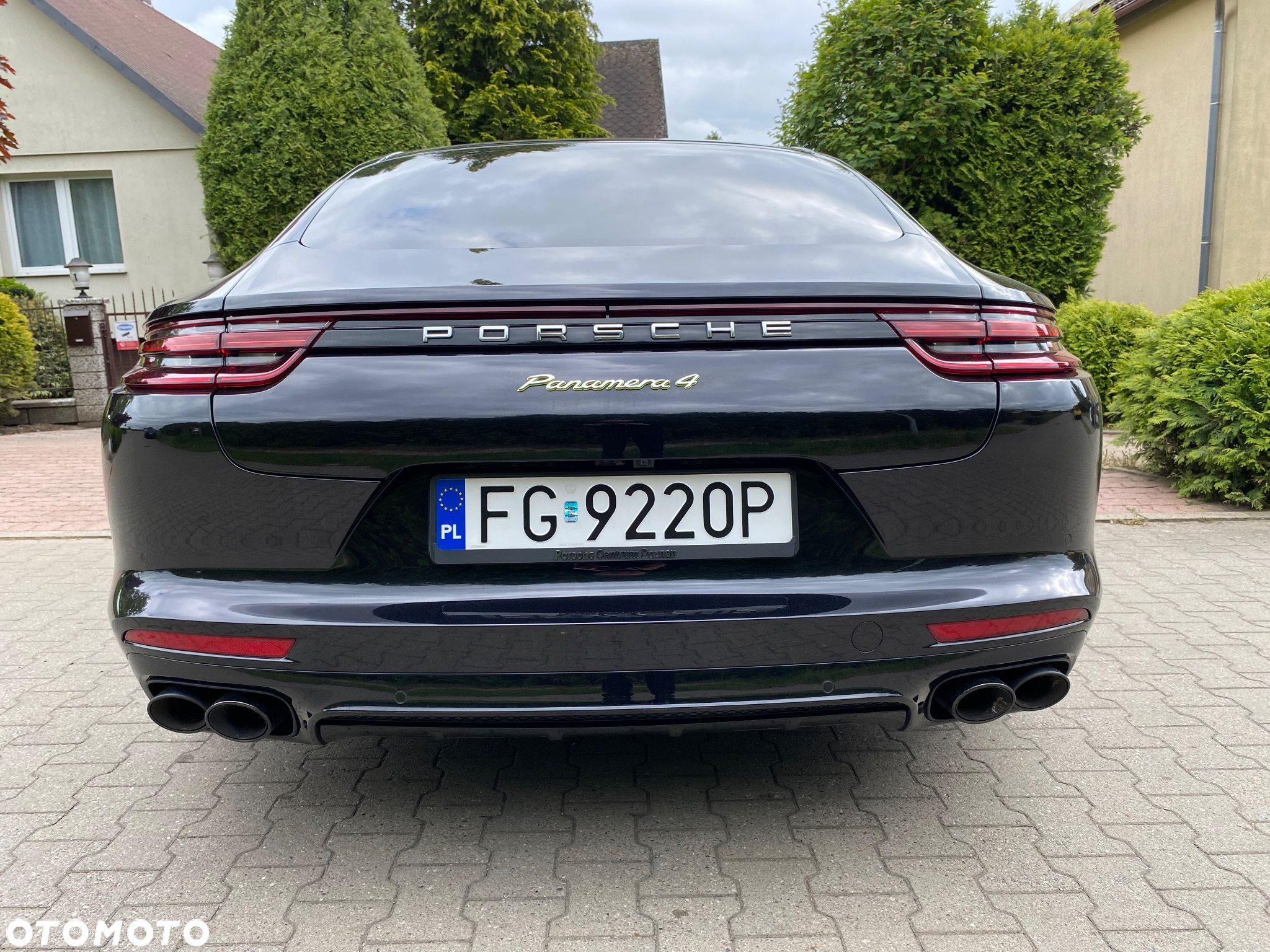 Porsche Panamera 4 E-Hybrid - 5