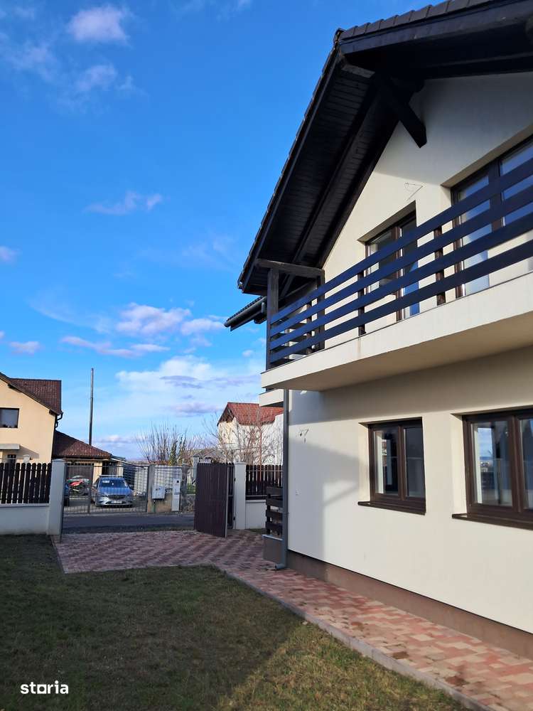 De la proprietar casa 180m²pe teren540m² la Sânpetru 2025( video) - Imagine principală: 5/20
