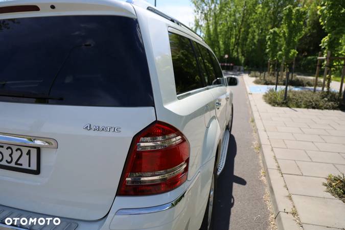 Mercedes-Benz GL - 6