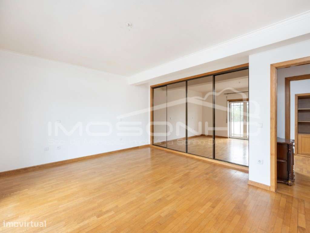 Moradia t4 isolada-20